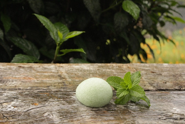 Konjac Sponge - Green Tea (to purify the skin)